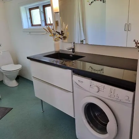 Charming And Cozy House Near Hove