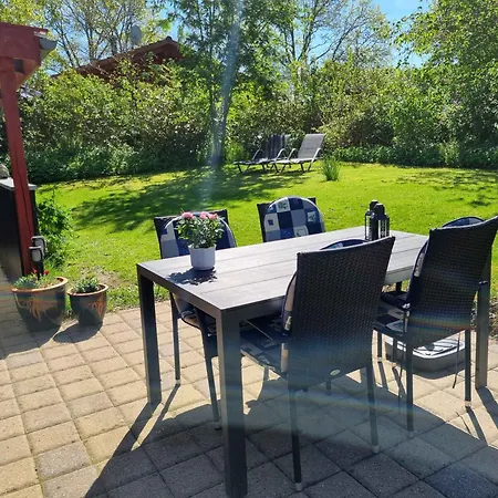 Semesterbostad Charming And Cozy House Near Hove *